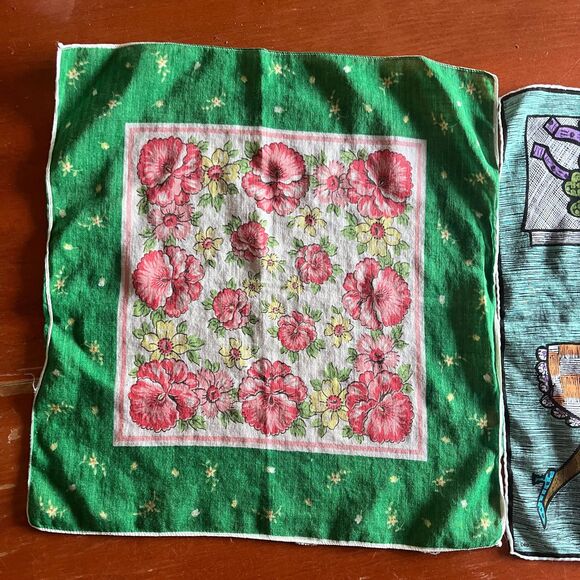 Vintage Handkerchief Set of Two 1950s Hankies Novelty Print Scarves - Picture 4 of 10